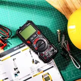  Многофункциональный цифровой мультиметр Deli DL334303 напряж. 0-1000В, сила тока 0,02-10А, сопр. до 60 МОм, ЖК-дисплей