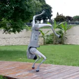 Бионический четырехопорный робот бренда Unitree модели Go2 версии Pro