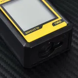 Лазерный дальномер Deli DL331040B  Диапазон измерения 0,05~50м, точность измерения ±3мм