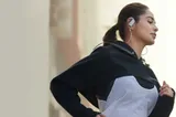 Гарнитура вкладыши Beats Powerbeats High-Performance белый беспроводные bluetooth крепление за ухом (MWNW2EE/A)