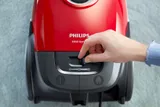 Пылесос Philips XD3000/01 2000Вт красный/черный