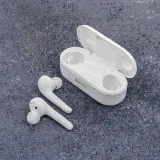 Гарнитура вкладыши Interstep TWS SBH-720 белый беспроводные bluetooth в ушной раковине (70963)