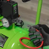 Компрессор поршневой Сибртех МБ 1100/24 безмасляный 170л/мин 24л 1100Вт зеленый