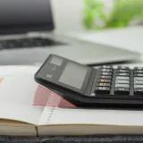 Калькулятор настольный Deli Askend EM110 черный 12-разр.