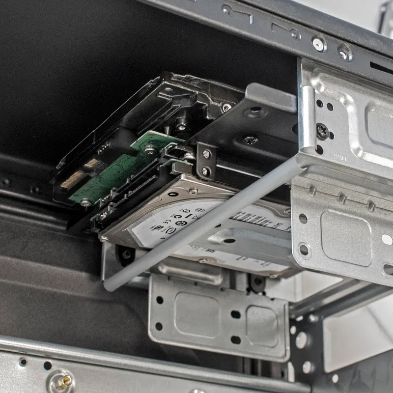Салазки (переходник) ExeGate HD-MFT5M мультифункциональные для установки 4xHDD/SSD 2.5" или 2xHDD/SSD 2.5"+1xHDD 3.5" или 2xHDD/SSD 2.5"+внутренний устройство 3.5" в отсек 5.25" металлические