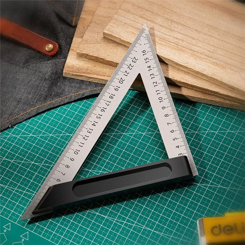 Треугольная линейка стальная Deli DL303150 150мм, нержавеющая сталь + алюминиевое основание