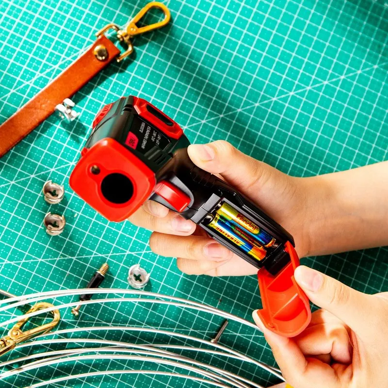 Инфракрасный пирометр (термометр) с цветным дисплеем Deli DL333380A -30…380°C