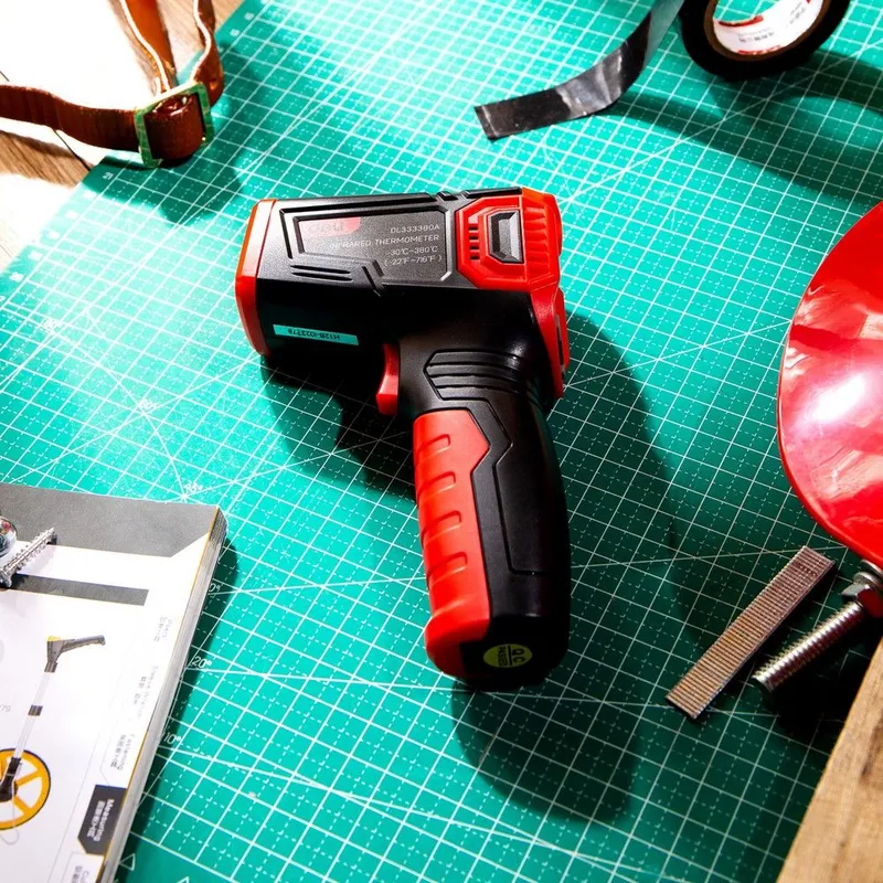 Инфракрасный пирометр (термометр) с цветным дисплеем Deli DL333380A -30…380°C