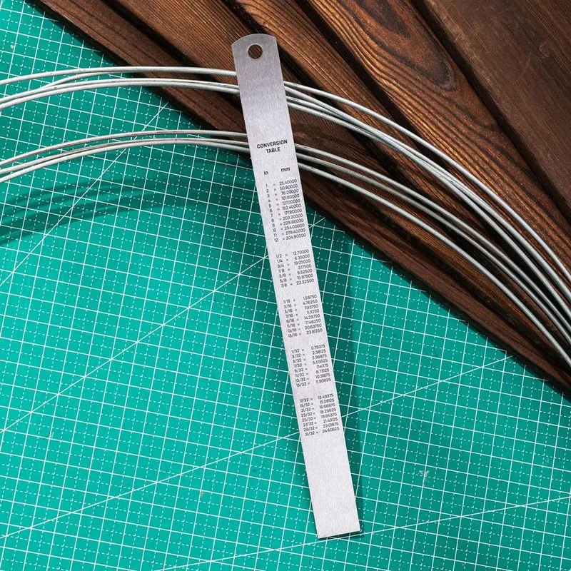  Линейка стальная Deli DL8020Y 200мм нержавеющая сталь