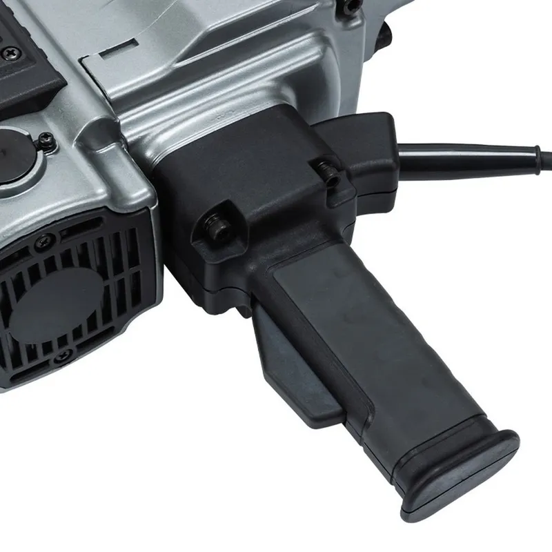 Отбойный молоток Deli DE-DG30-1E (2100Вт, 75Дж, кейс)