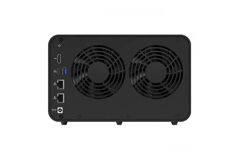 TerraMaster F6-424 tower NAS QC 3,4Ghz/8Gb(32)/TRAID,JBOD,RAID0,1,10,5,6/up to 6 HDD SATA(3,5' or 2,5')/2xM.2 2280 NVMe/2xUSB/HDMI/2x2,5GbE RJ-45/iSCSI/1xPS/1YW