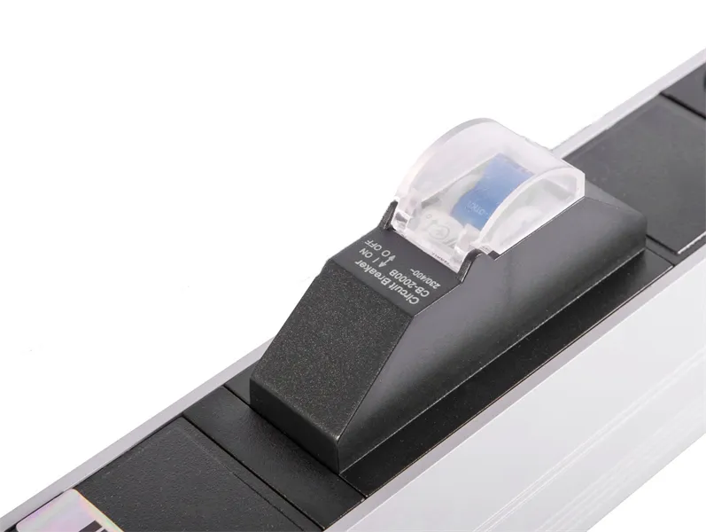 ЦМО Блок розеток Rem-16 с авт. 16А, 6 IEC 60320 C19, 16A, алюм., 19", колодка