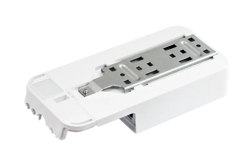 Точка доступа wi-fi MikroTik wAP with 650MHz CPU, 64MB RAM, 1xLAN, built-in 2.4Ghz 802.11b/g/n Dual Chain wireless with integrated antenna, RouterOS L4, white outdoor enclosure, PSU, PoE injector
