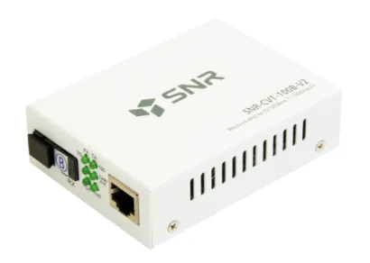 SNR Медиаконвертер  10/100-Base-T / 100Base-FX, Tx/Rx: 1550/1310нм, V2