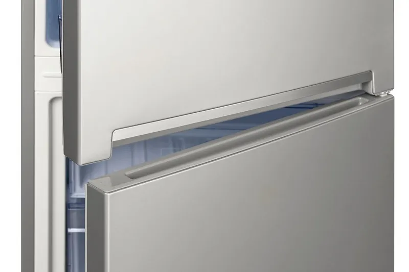 Холодильник Beko RCNK270K20S 2-хкамерн. серебристый