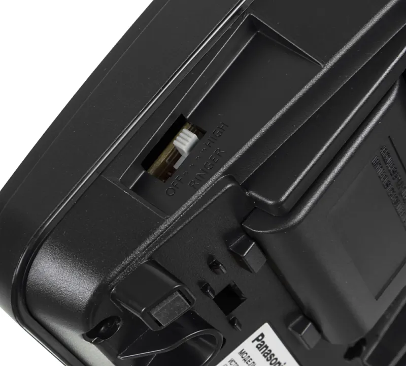 Телефон проводной Panasonic KX-TS2358RUB черный