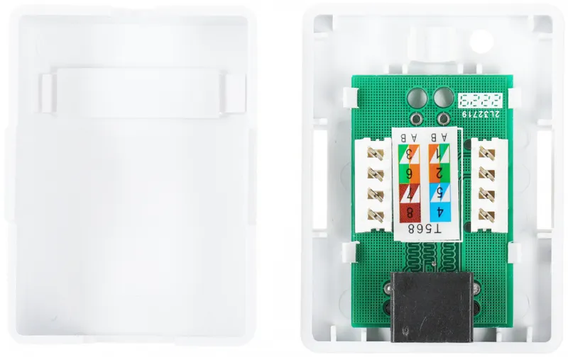 Настенная розетка, 1 порт RJ-45 категории 5е, UTP, белая