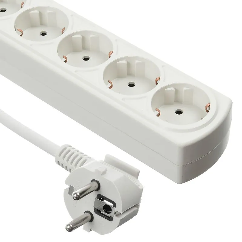 Сетевой фильтр Ippon BK252 5м (6 розеток) черный (коробка)