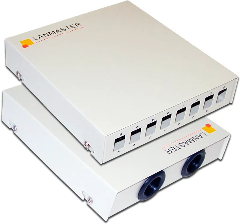 Кросс оптический LANMASTER настенный, металлический, на 8 SC адаптеров