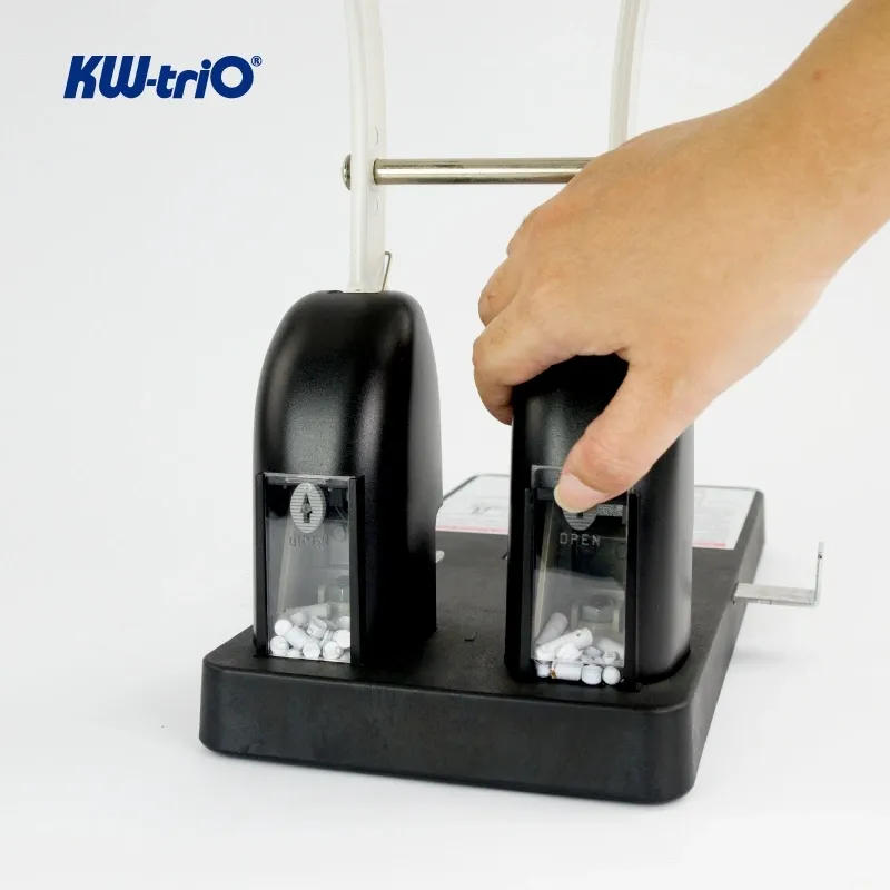 Дырокол Kw-Trio Heavy Duty 952 макс.:150лист. металл/пластик черный отв.:2 с линейкой