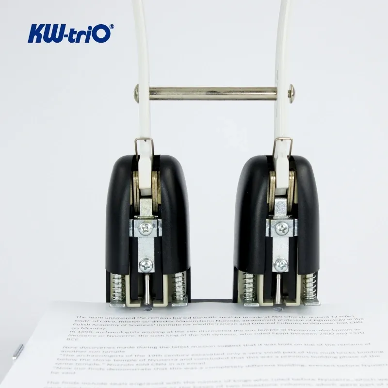 Дырокол Kw-Trio Heavy Duty 952 макс.:150лист. металл/пластик черный отв.:2 с линейкой