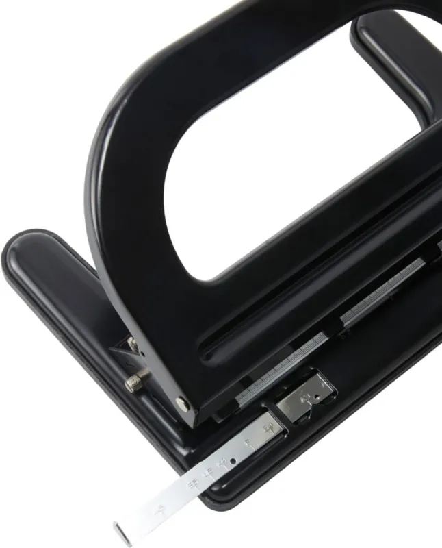 Дырокол Kw-Trio 09640 макс.:30лист. черный отв.:4 с линейкой