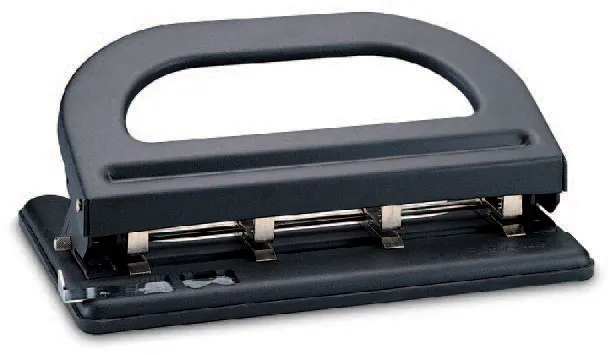 Дырокол Kw-Trio 09640 макс.:30лист. черный отв.:4 с линейкой