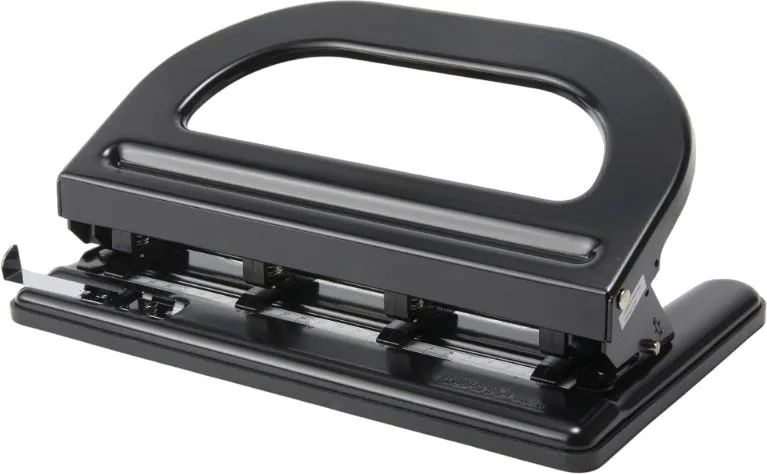 Дырокол Kw-Trio 09640 макс.:30лист. черный отв.:4 с линейкой