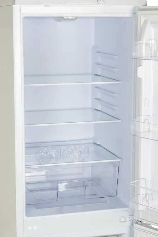 Холодильник Бирюса Б-120 2-хкамерн. белый