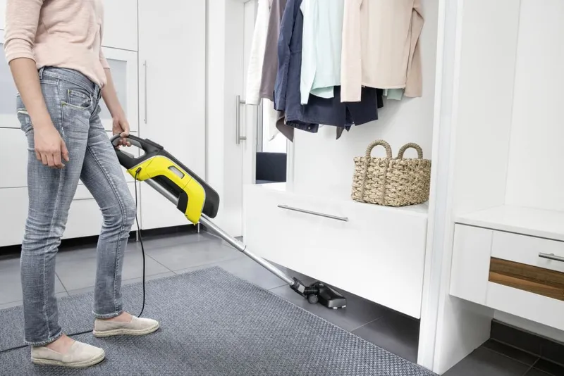 Пылесос ручной Karcher VC 5 *EU-I 500Вт черный/желтый