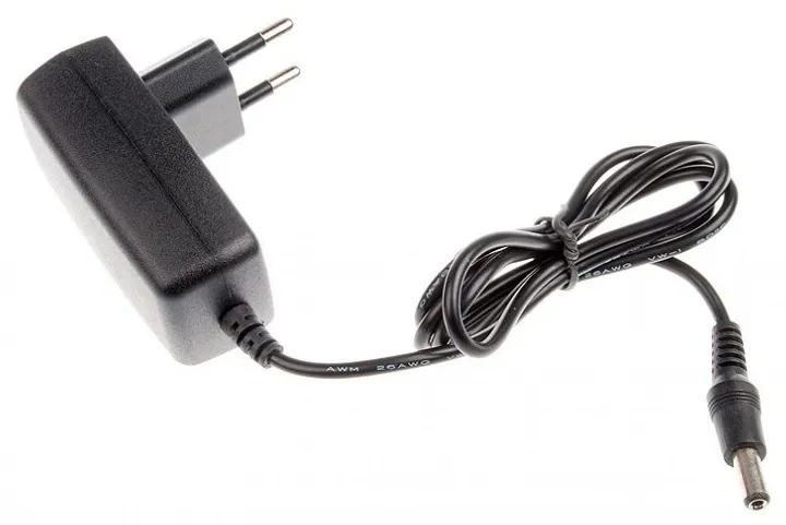 Игровая консоль Titan Magistr Titan 2 черный +контроллер в комплекте: 400 игр