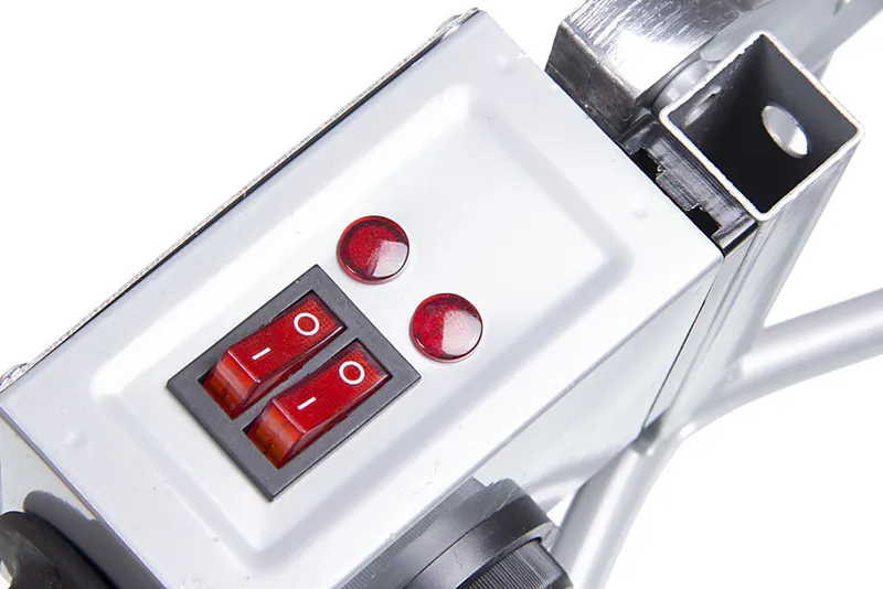 Сварочный аппарат для пластиковых труб Ресанта АСПТ-2000 2кВт Тмакс.:300 парн.насад. 6насад. (кейс в компл.) (65/55)