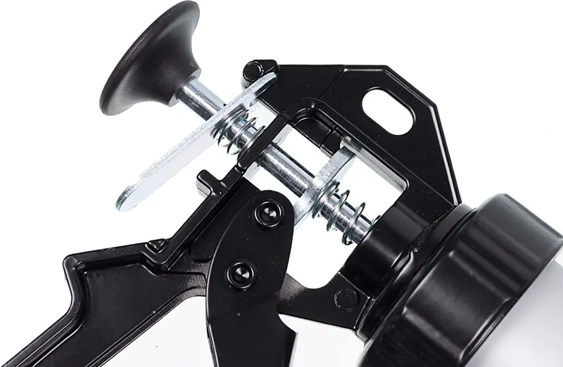 Пистолет для герметика Вихрь 73/3/6/2 механический закрытый для герметиков серебристый/черный