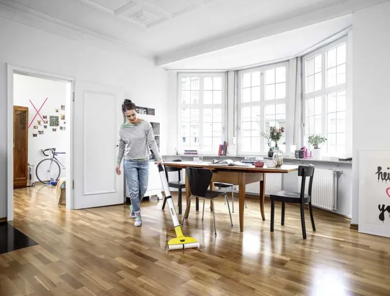 Пылесос-электровеник Karcher FC 3 Cordless желтый