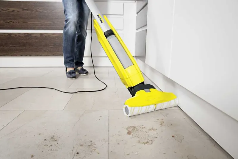Пылесос моющий Karcher FC 5 460Вт желтый