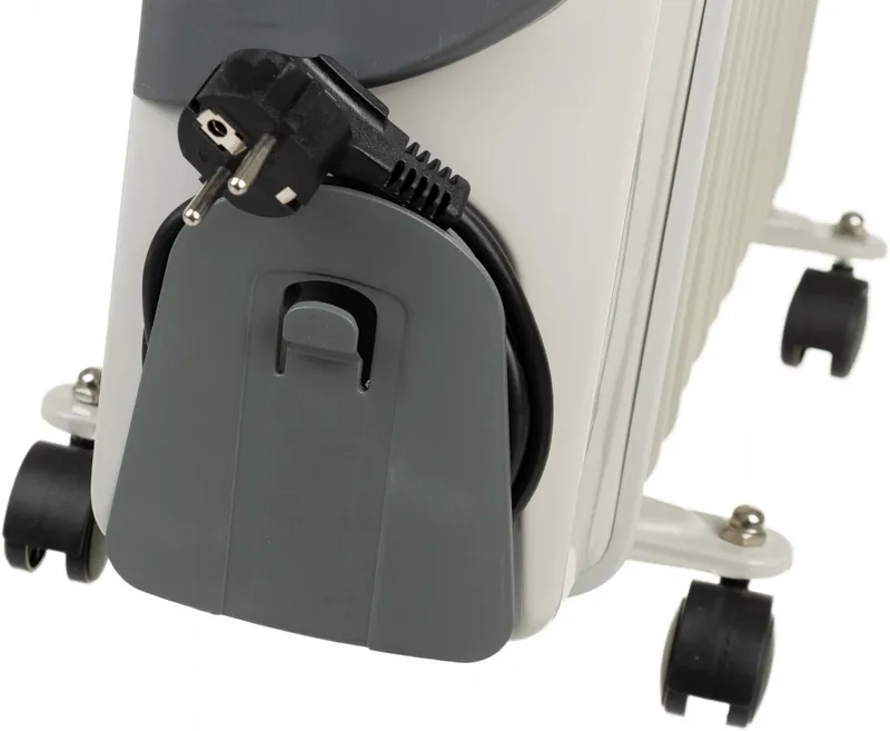 Радиатор масляный Ресанта ОМ-12НВ 2900Вт белый