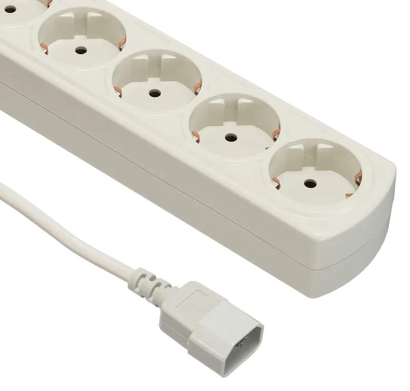 Сетевой фильтр Ippon BK132 3м (6 розеток) белый (коробка)