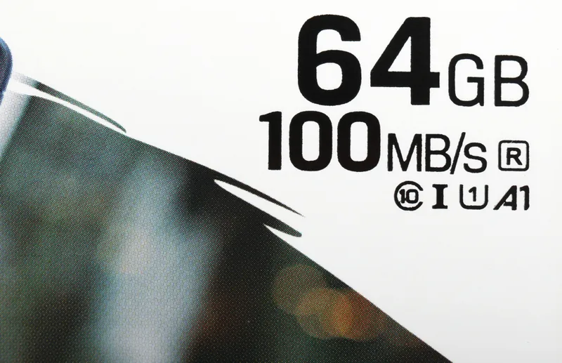 Флеш карта microSDXC 64GB Kingston SDCS2/64GB Canvas Select Plus + adapter