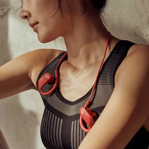 Гарнитура вкладыши Beats Powerbeats High-Performance красный беспроводные bluetooth крепление за ухом (MWNX2EE/A)