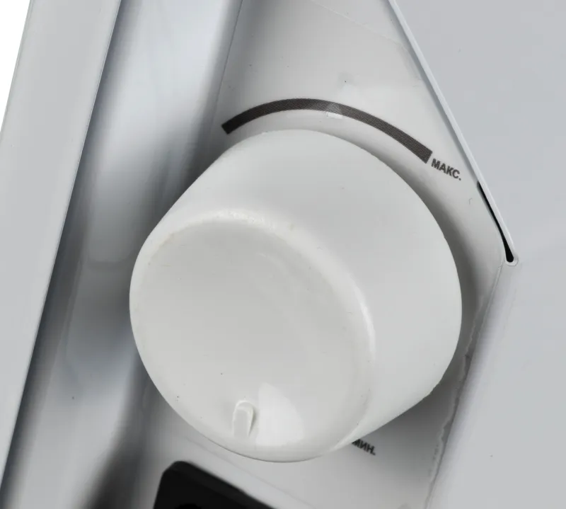 Конвектор Starwind SHV5010 1000Вт белый