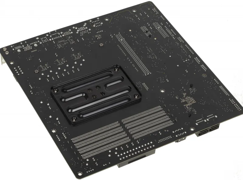 Материнская плата ASROCK B550M PRO4, AM4, B550, 4*DDR4, D-Sub+HDMI+DP, 6xSATA3 6.0 (RAID), M.2 Socket, 4xUSB 3.2, 2xUSB 2.0, Type-C, mATX; 90-MXBDK0-A0UAYZ