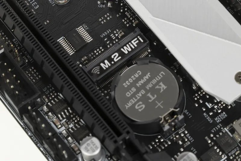 Материнская плата ASROCK B550M PRO4, AM4, B550, 4*DDR4, D-Sub+HDMI+DP, 6xSATA3 6.0 (RAID), M.2 Socket, 4xUSB 3.2, 2xUSB 2.0, Type-C, mATX; 90-MXBDK0-A0UAYZ