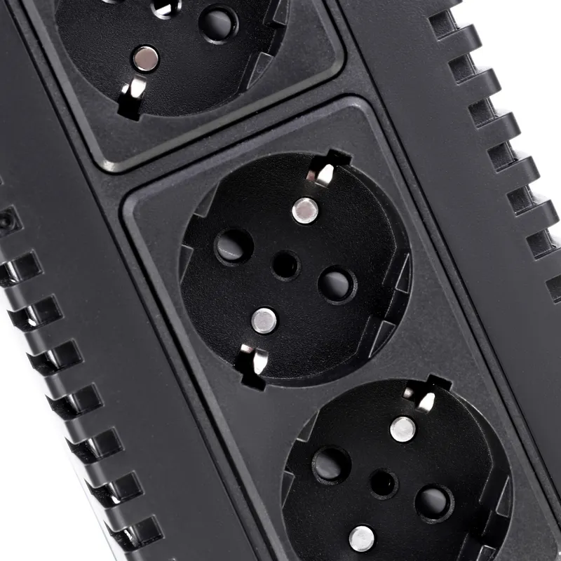 Стабилизатор напряжения SunWind AVR-1000 500Вт 1000ВА черный