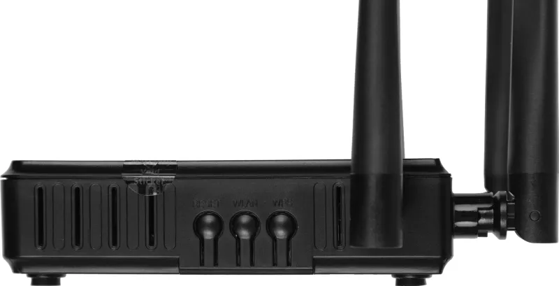 Роутер беспроводной D-Link DIR-825/GFRU/R3A AC1200 1000BASE-X SFP/4G ready черный