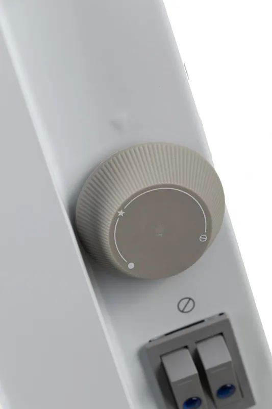 Конвектор Hyundai H-HV23-15-UI1334 1500Вт белый