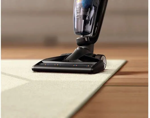 Пылесос ручной Philips FC6169/01 черный