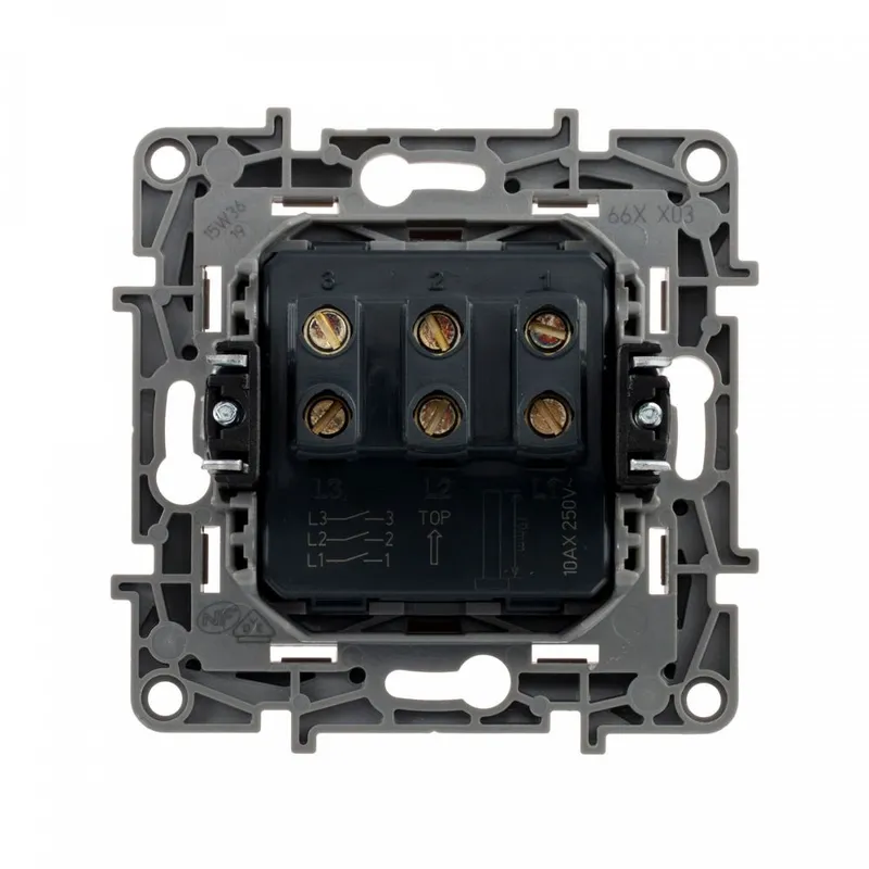 Выключатель Legrand Etika скрыт. 3кл. IP20 белый (упак.:1шт) (672213)