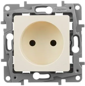 Розетка силов. Legrand Etika 672320 одинар. скрыт. IP21 слоновая кость