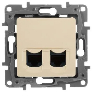 Розетка комп. Legrand Etika 672355 скрыт. слоновая кость