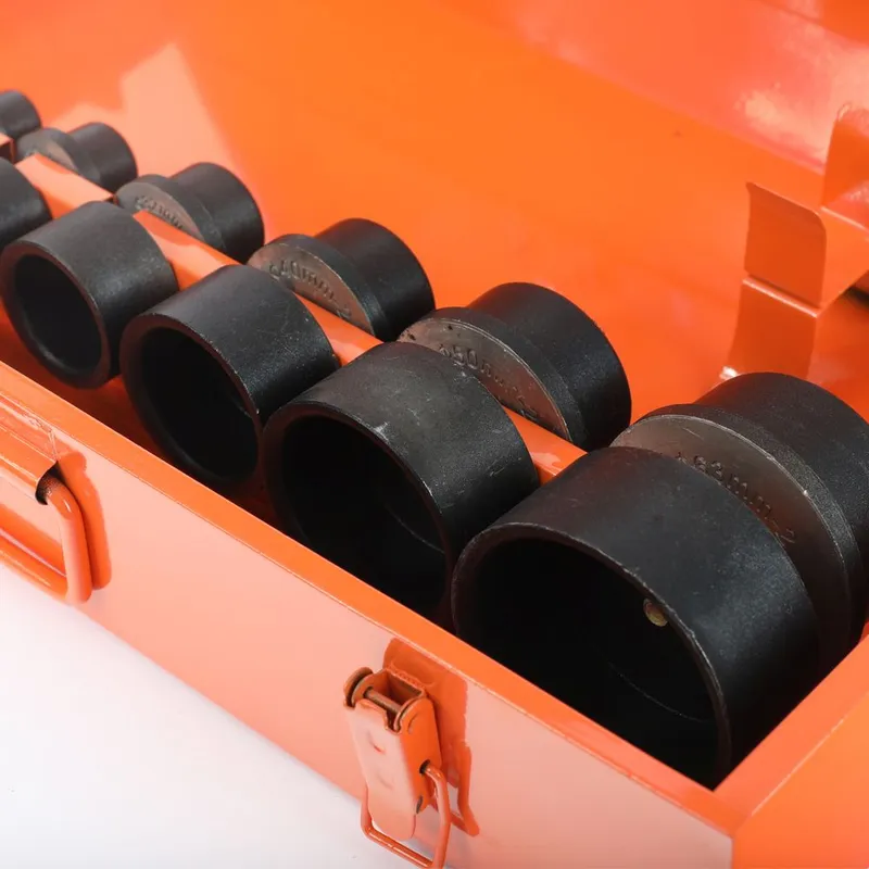 Сварочный аппарат для пластиковых труб Patriot PW 205 2кВт Тмакс.:300 парн.насад. 6насад. (кейс в компл.) (170302010)